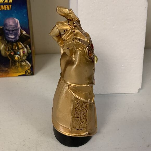 Marvel Avengers Infinity War 6” Desktop Monument - Picture 7 of 9